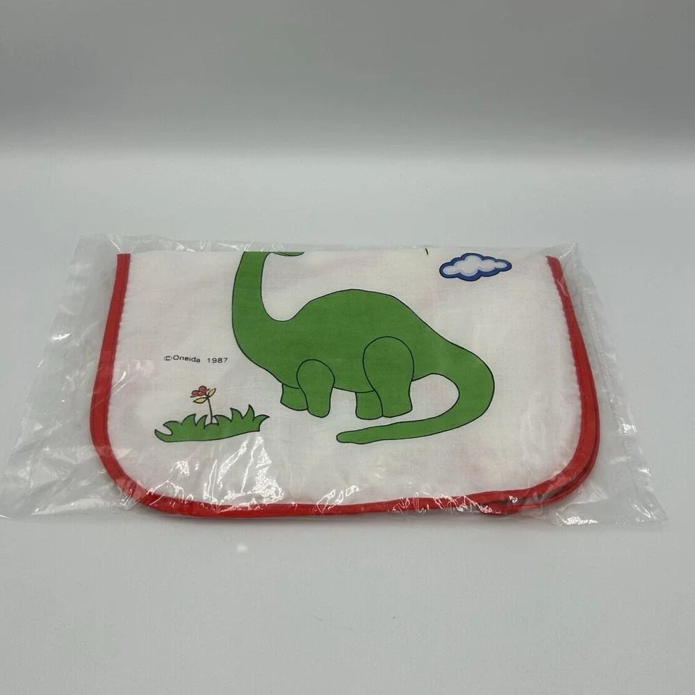 Oneida Dinosaur Toddler Plate Plastic Divided‎ Food Fun Kids Set Vintage 1987